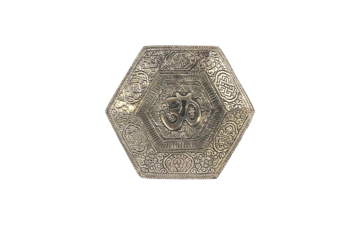 Shatkona Om Harmony Holder